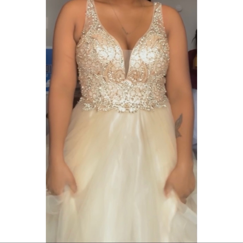 Prom Dress - Picture 4 of 4